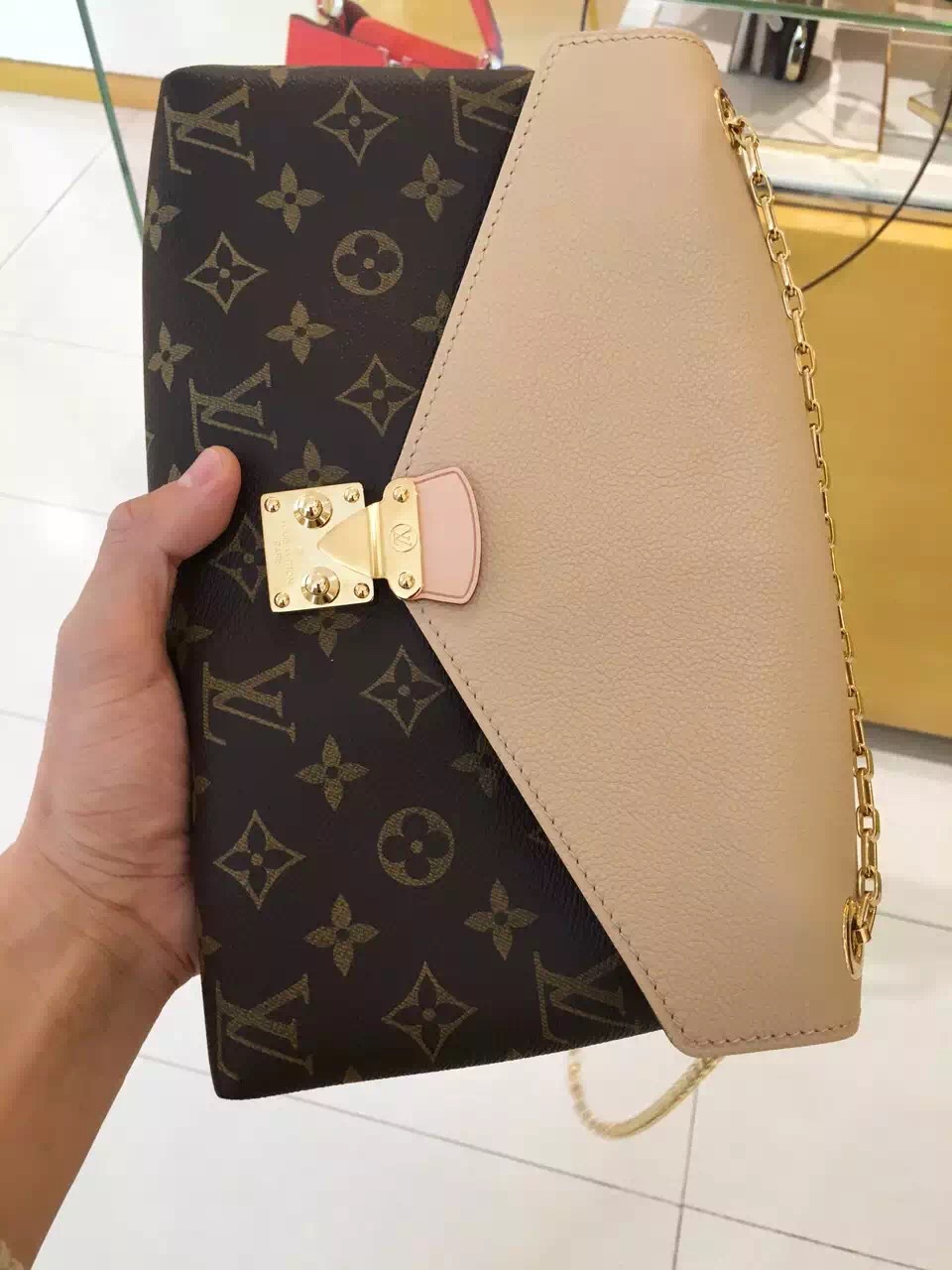 Authentic Louis Vuitton Pallas Chain Bag M50069 Dune